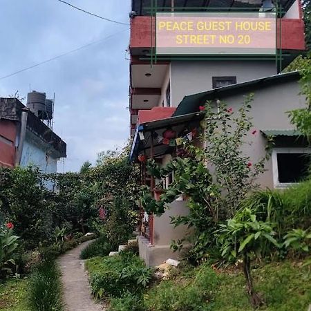 Peace Guest House Pokhara Bagian luar foto